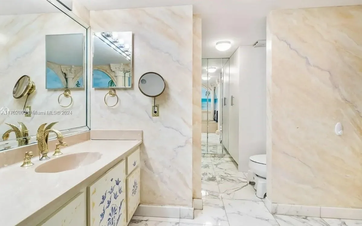 1717 N Bayshore Dr A-3451, Miami, Florida, United States. - Photo 4