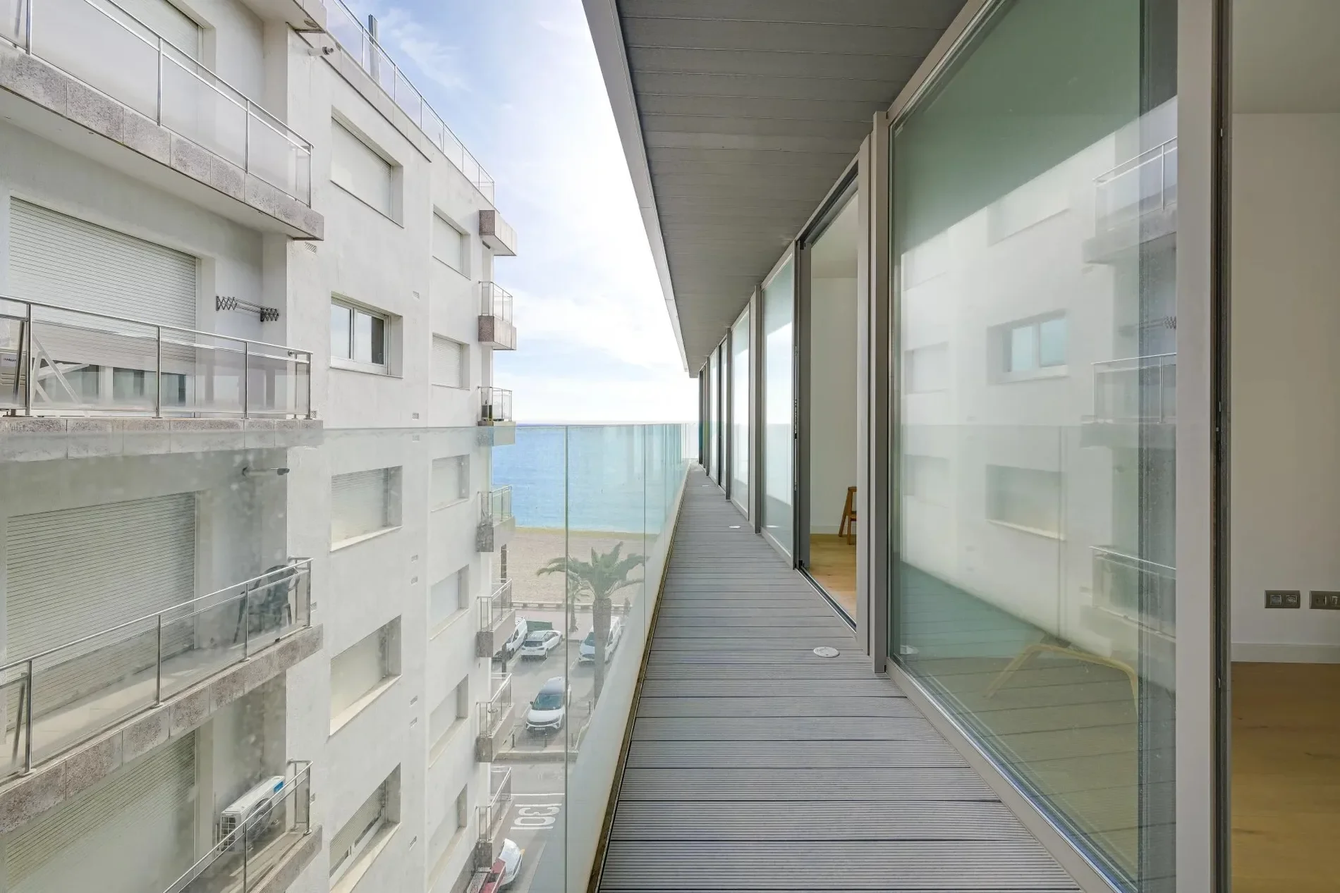 Exterior photo 3