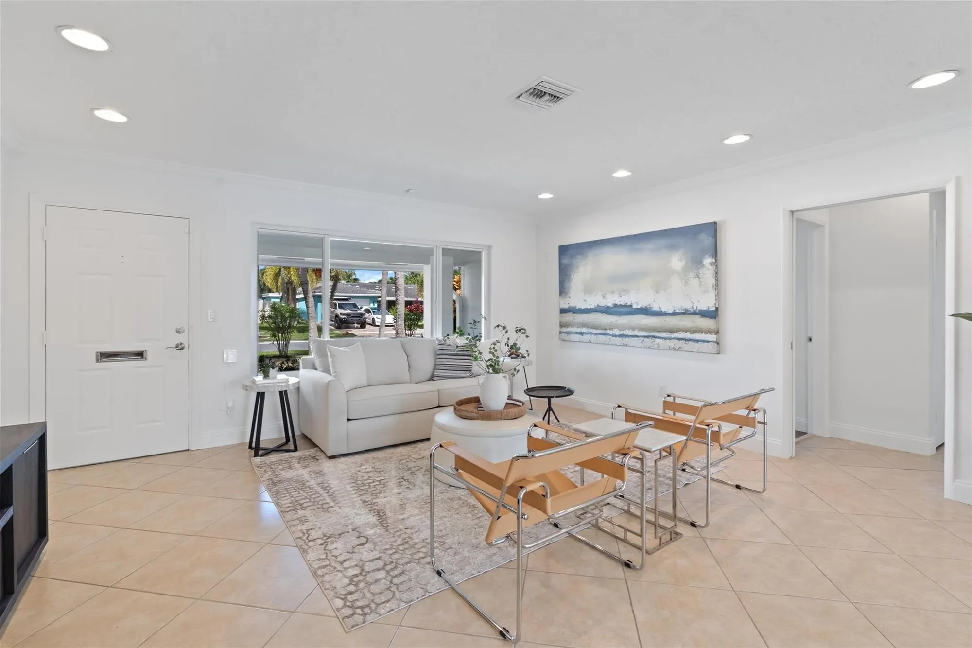 370 SE 3rd Ct, Pompano Beach, Florida, United States. - Photo 9
