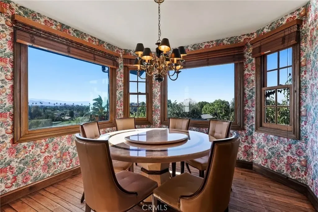 7008 Hawarden, Riverside, California, United States. - Photo 11