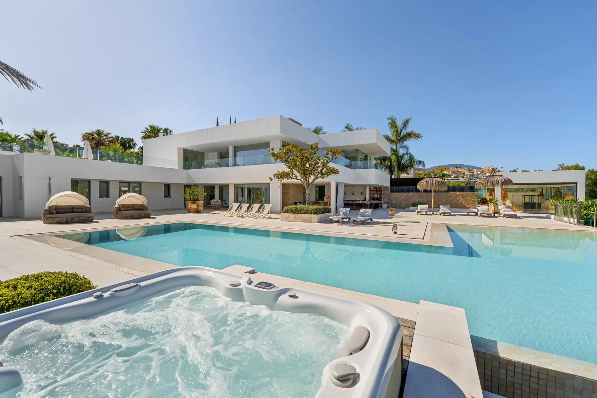 Nueva Andalucía, 29660 Marbella, Málaga, Spain, Puerto Banus, Marbella, Spain. - Photo 2