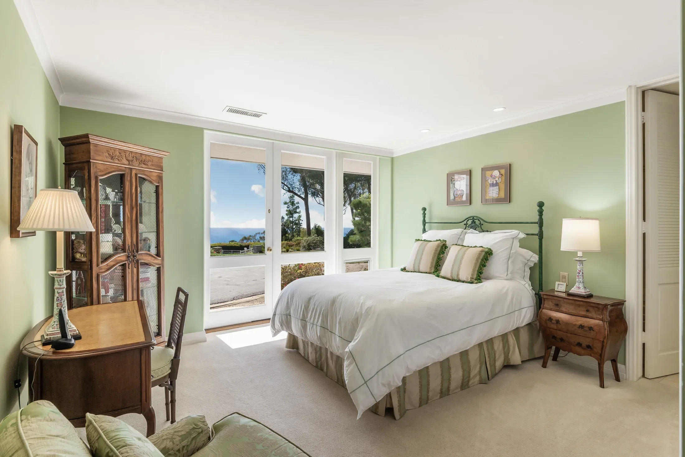 34 Crest Road East , Rolling Hills, CA 90274, Rolling Hills Estates, California, United States. - Photo 26