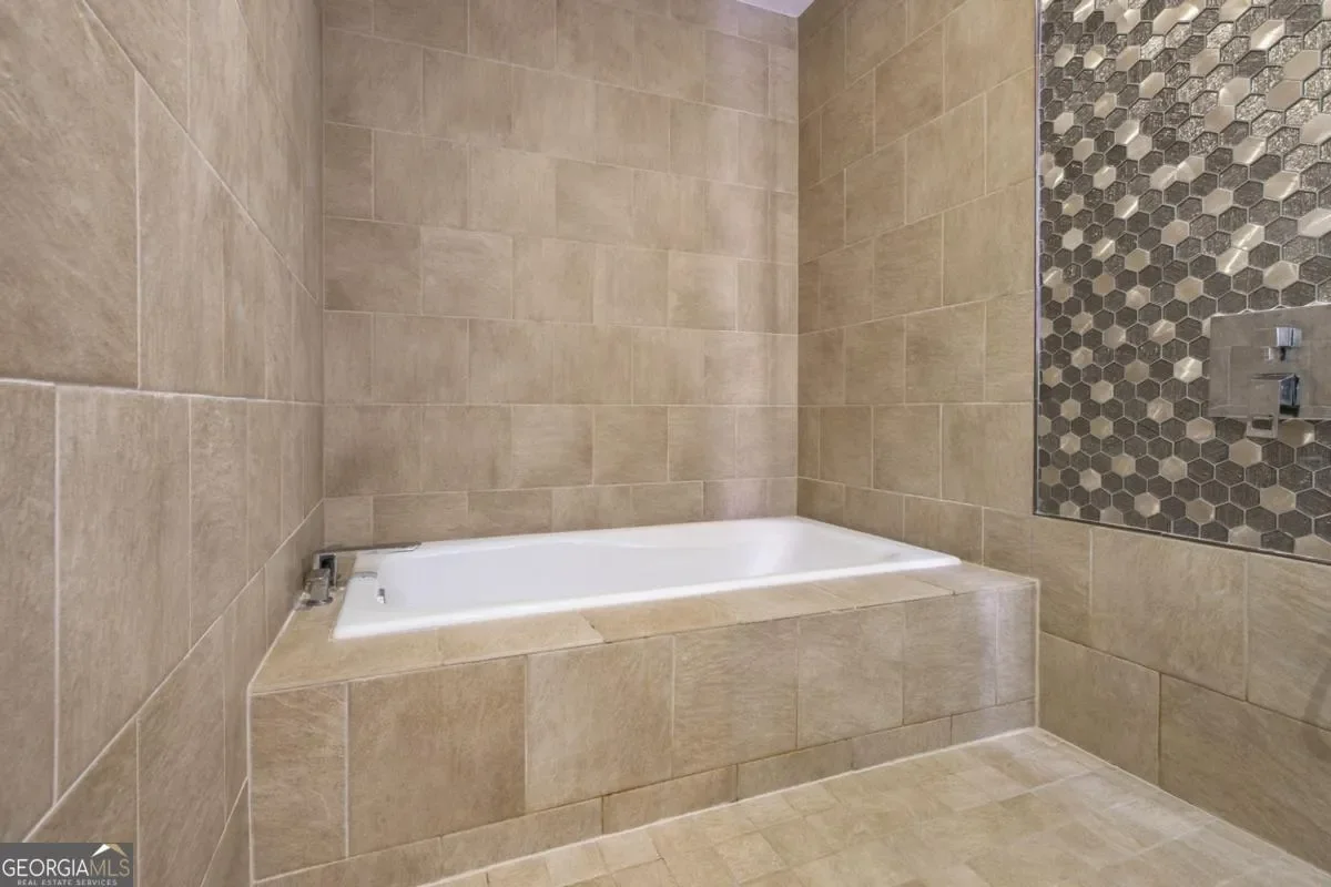 3325 Piedmont RD NE 1805, Atlanta, Georgia, United States. - Photo 27
