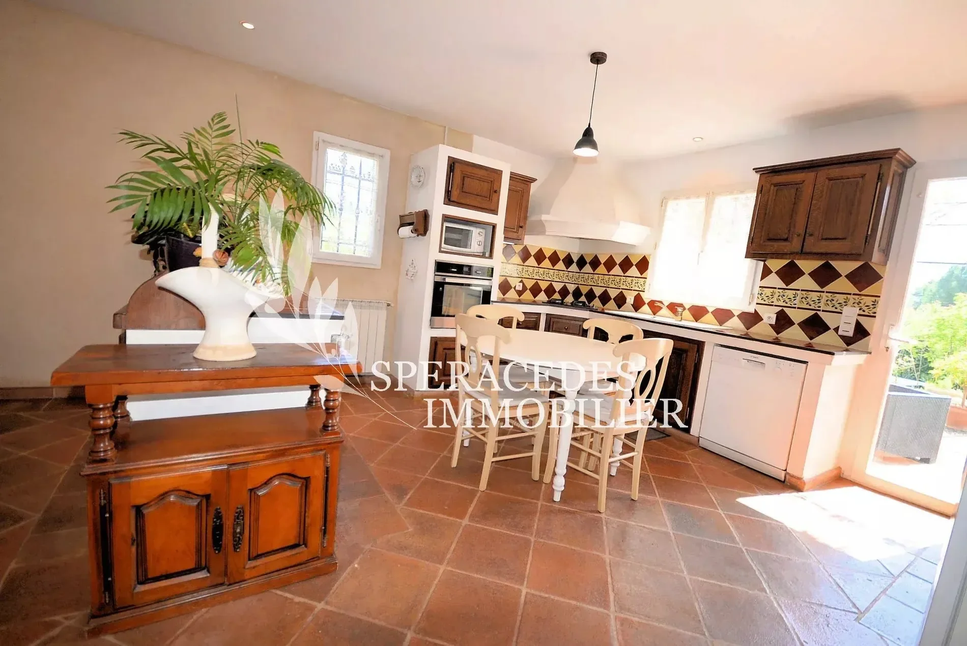 Gallery photo 2