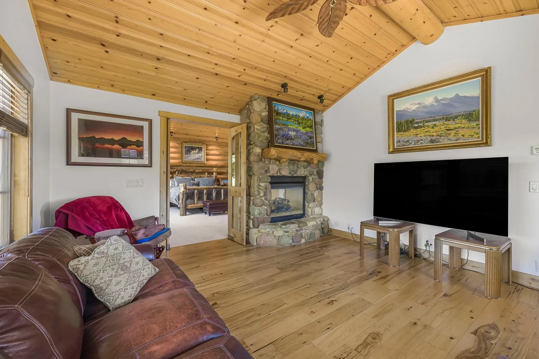 450 E Oatgrass Road , Jackson, WY 83001, Jackson, Wyoming, United States. - Photo 29