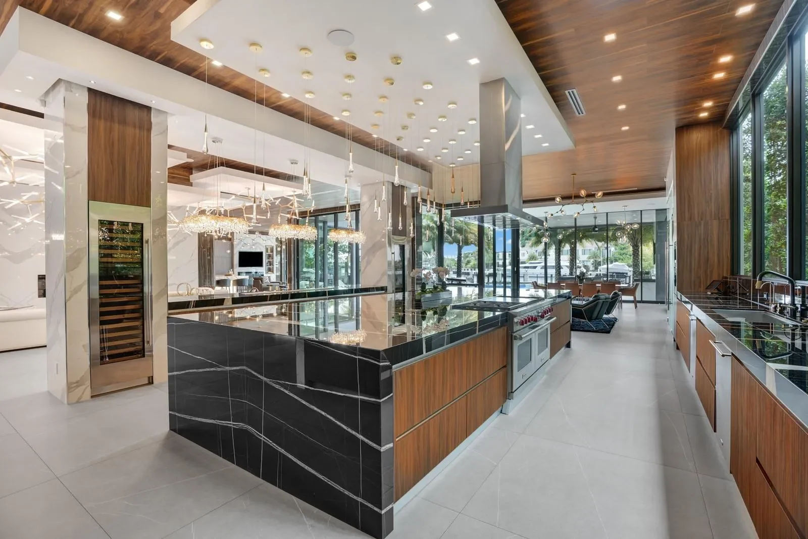 671 Middle River Dr, Fort Lauderdale, Florida, United States. - Photo 74