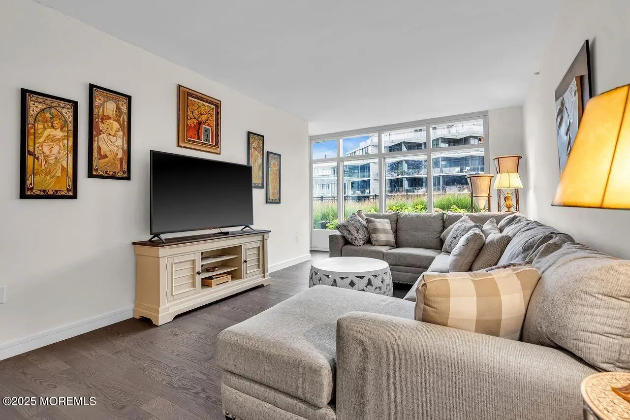 30 Melrose Terrace Unit 209, Long Branch, NJ 07740, Long Branch, New Jersey, United States. - Photo 16