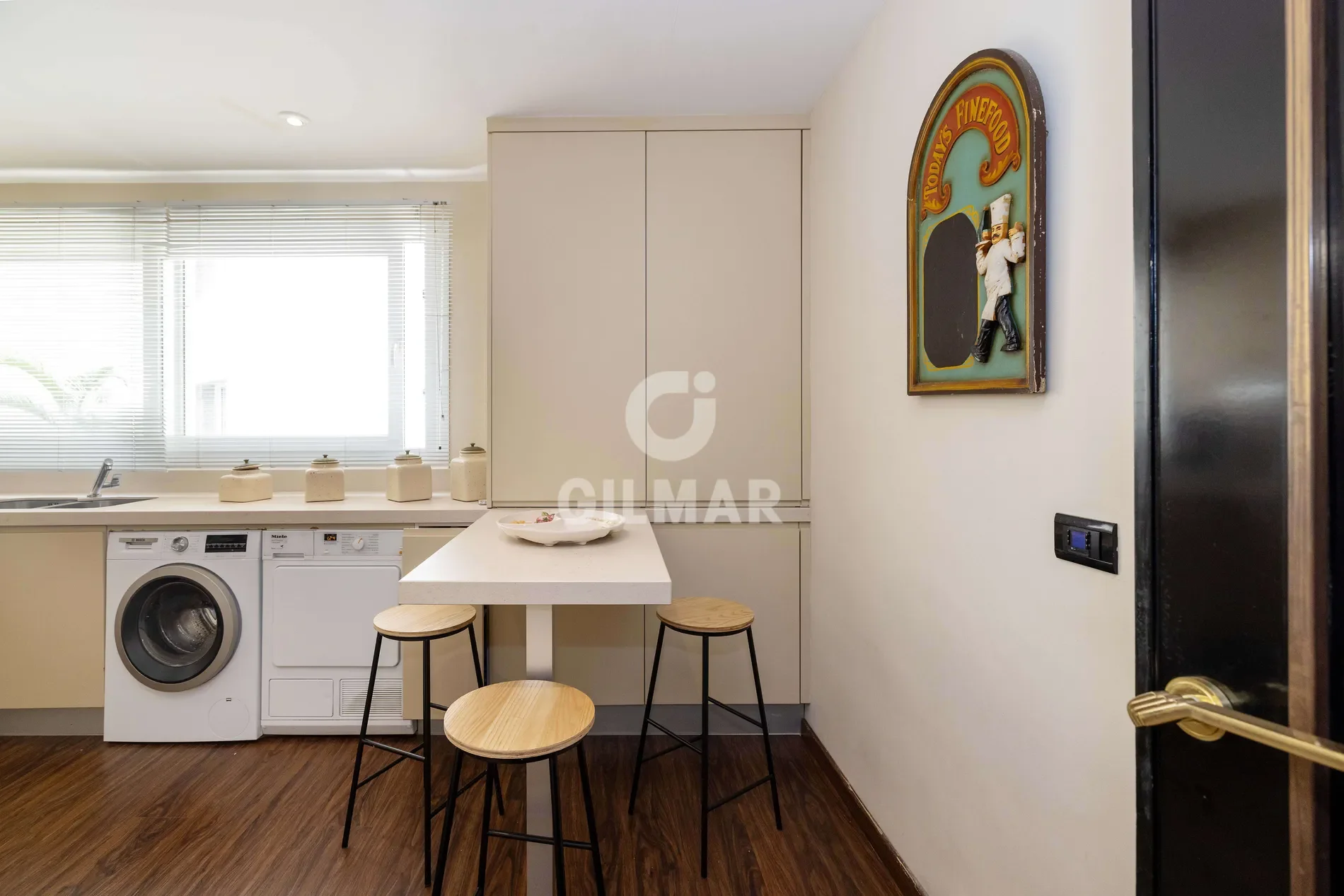 Gallery photo 4