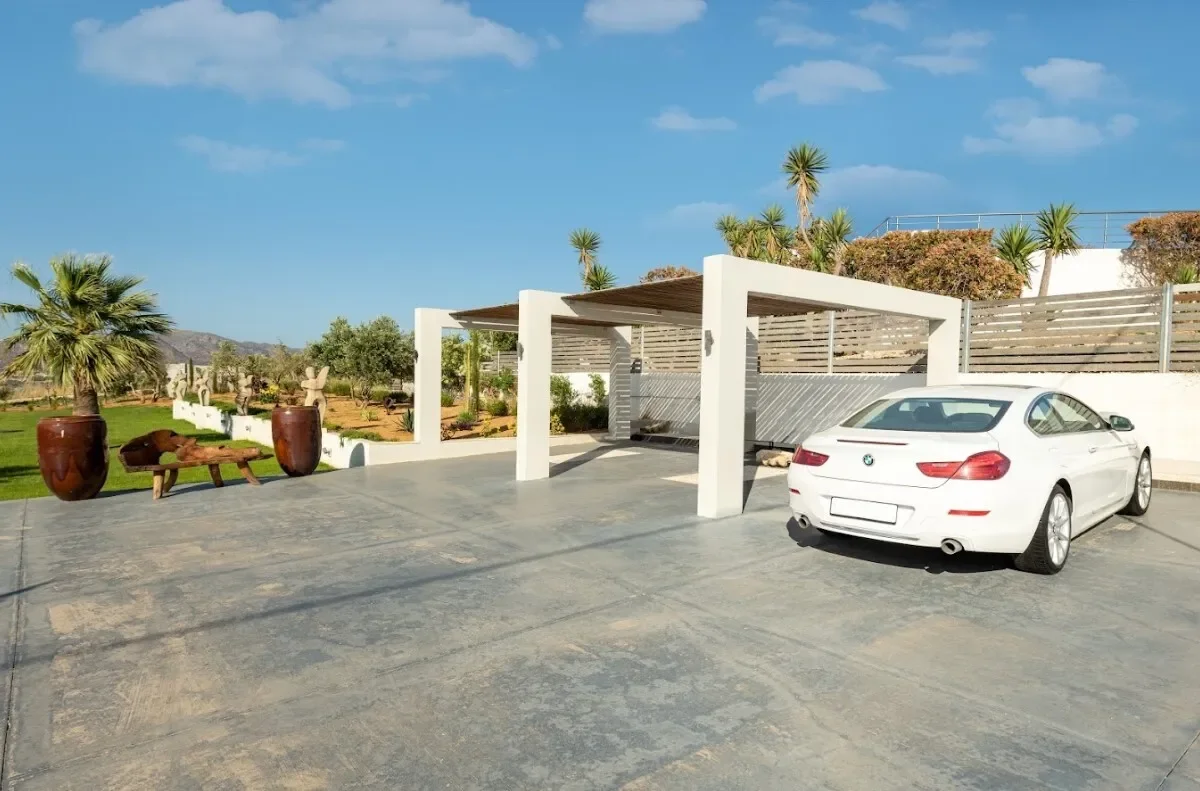 Exterior photo 12