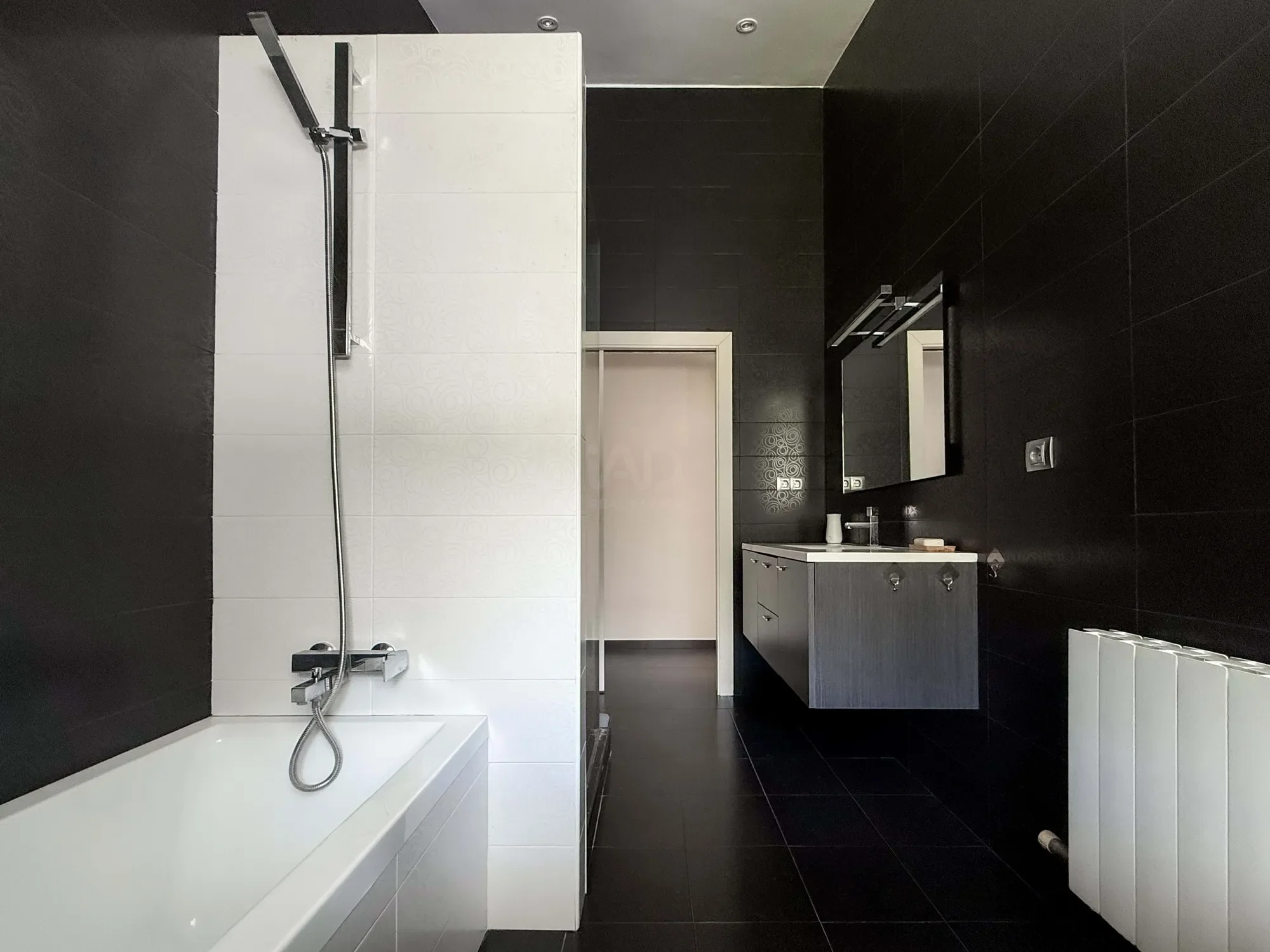 Gallery photo 10