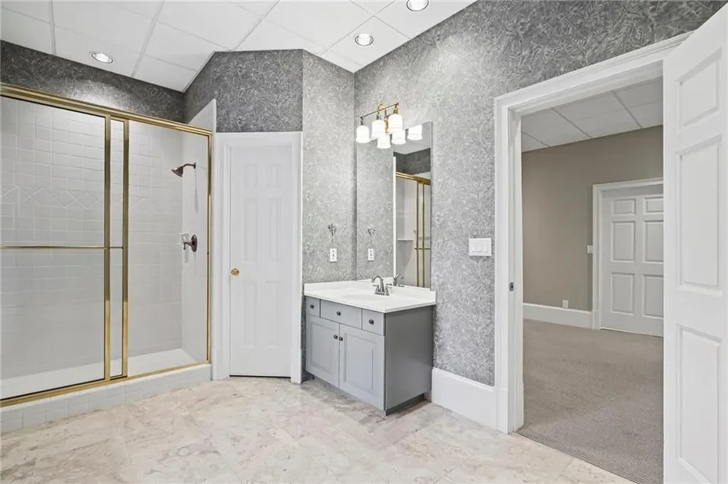 1655 Misty Oaks Drive, Atlanta, Georgia, United States. - Photo 43