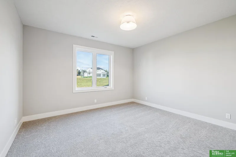 3306 S 212th Street, Elkhorn, NE 68022, Omaha, Nebraska, United States. - Photo 36