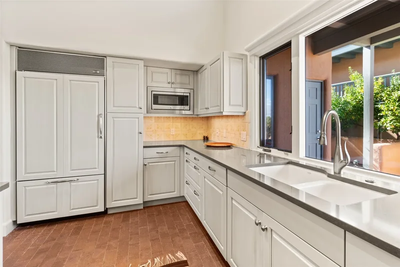 93 Avenida De Las Casas , Santa Fe, NM 87506, Santa Fe, New Mexico, United States. - Photo 36