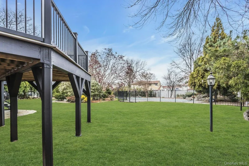 1815 Cynthia Lane, Merrick, New York, United States. - Photo 25