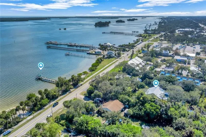 925 Indian River Drive, Sebastian, FL, 32958, USA, Sebastian, Florida, United States. - Photo 2