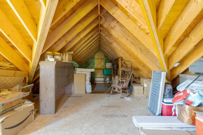 360 Red Point Road, Swans Island, ME 04685, Swans Island, Maine, United States. - Photo 61