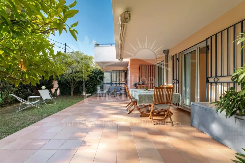 42 Avenue de la Salis, Antibes, Provence-Alpes-Côte d'Azur, France. - Photo 5