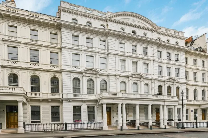 The Jewel Of Hyde Park