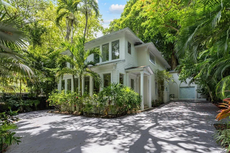 4286 S Douglas Rd, Miami, Florida, United States. - Photo 39