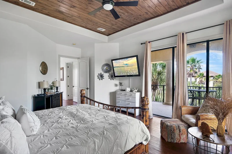 Miramar Beach, Florida, United States. - Photo 34