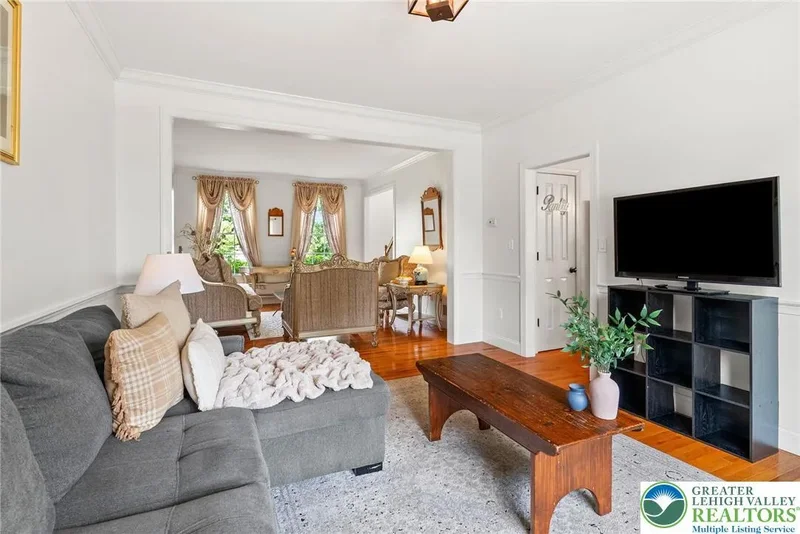 4490 Canterbury Drive, Emmaus Boro, PA 18049, Emmaus, Pennsylvania, United States. - Photo 35