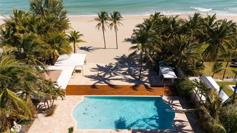 205 Ocean Blvd, Golden Beach, Florida, United States. - Photo 11