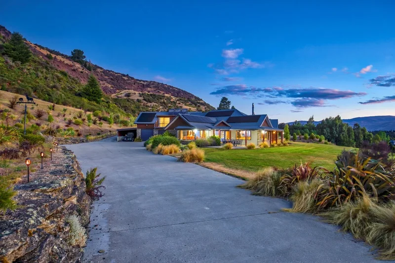 354 Dublin Bay Road, Albert Town 9382, New Zealand, Albert Town, Otago, New Zealand. - Photo 18