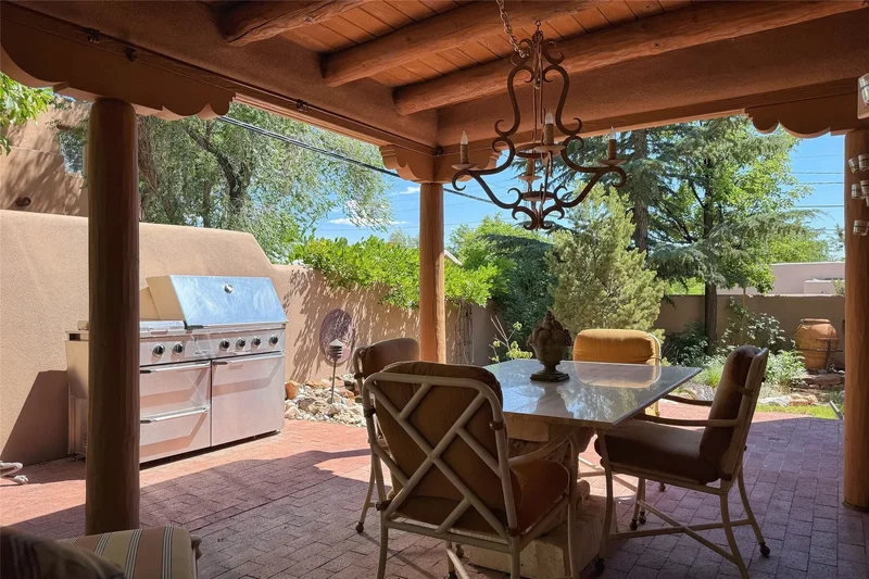 517 Paseo De Peralta , Santa Fe, NM 87501, Santa Fe, New Mexico, United States. - Photo 18
