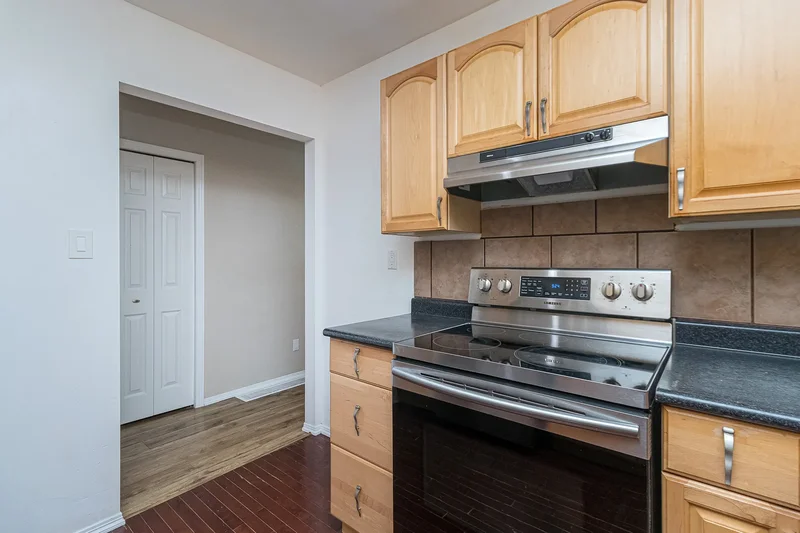 2365 Lovell Avenue, Sidney, BC V8L 2J5, Sidney, British Columbia, Canada. - Photo 25