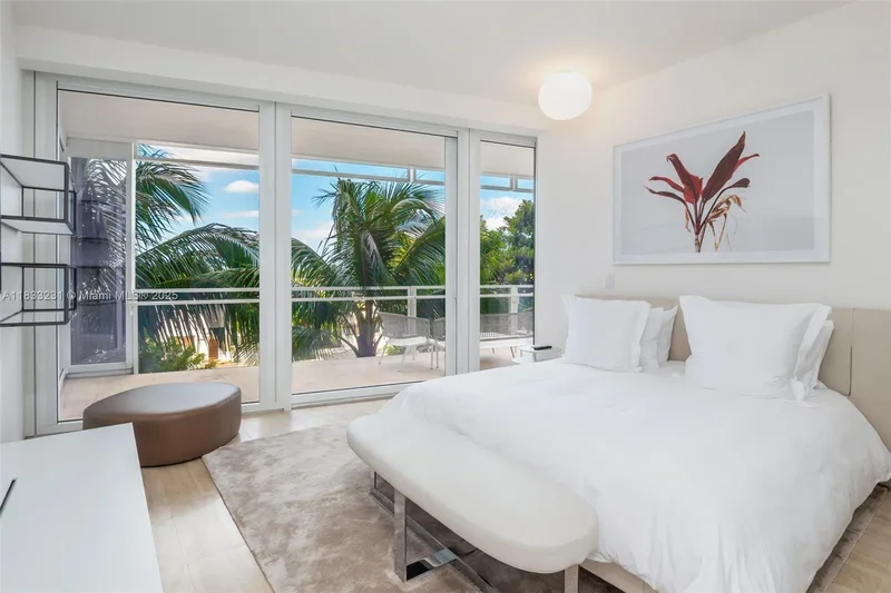 9001 Collins Ave S-305, Bal Harbour, Florida, United States. - Photo 21