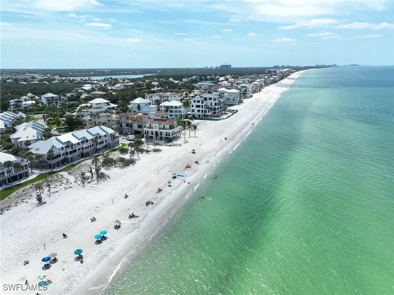 145 Barefoot Circle 4-4, Bonita Springs, Florida, United States. - Photo 38