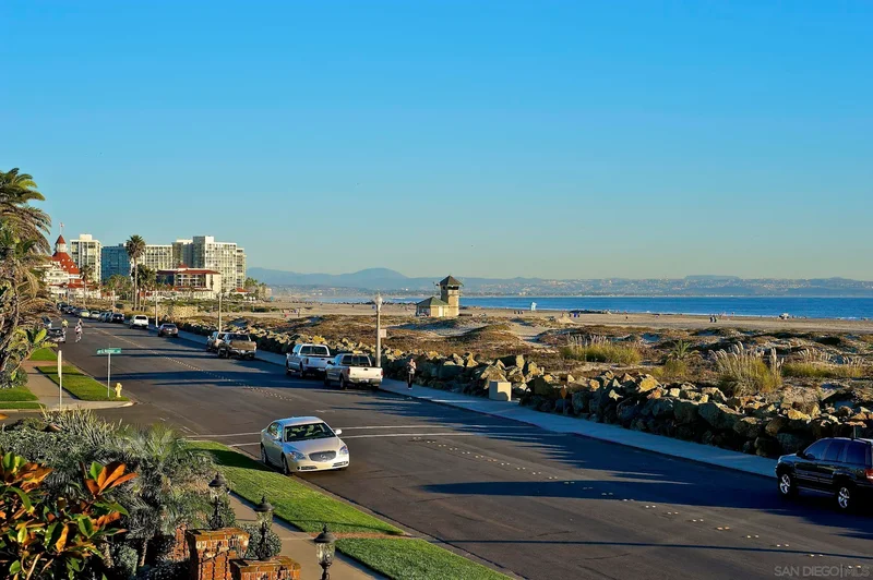 535 Ocean Blvd, Coronado, California, United States. - Photo 37
