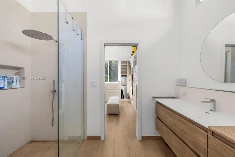 11370 NE 8th Ave, Miami, Florida, United States. - Photo 38