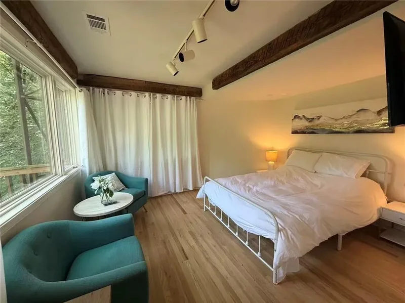 120 Laurel Drive NE, Atlanta, GA 30342, Atlanta, Georgia, United States. - Photo 24