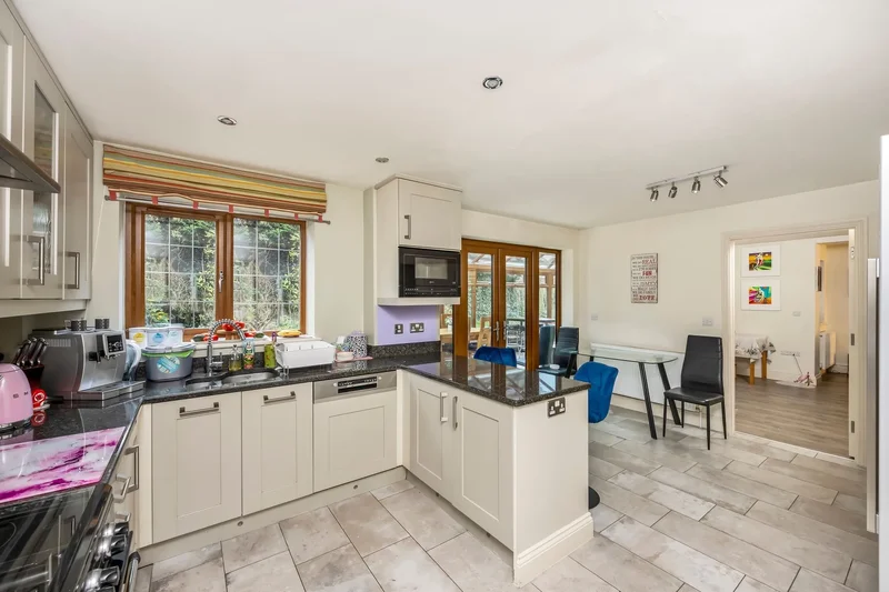 3 The Nook, Sayers Common, Hassocks, BN6 9GE, Sayers Common, England, United Kingdom. - Photo 5