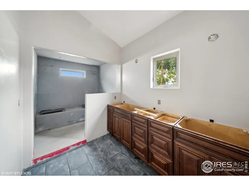 1810 Saddleback Dr, Evergreen, CO 80439, Evergreen, Colorado, United States. - Photo 13