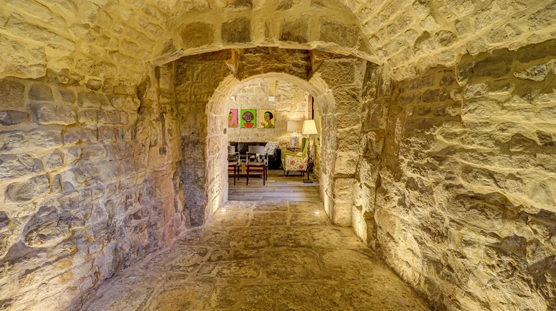 Exceptional House Of Character