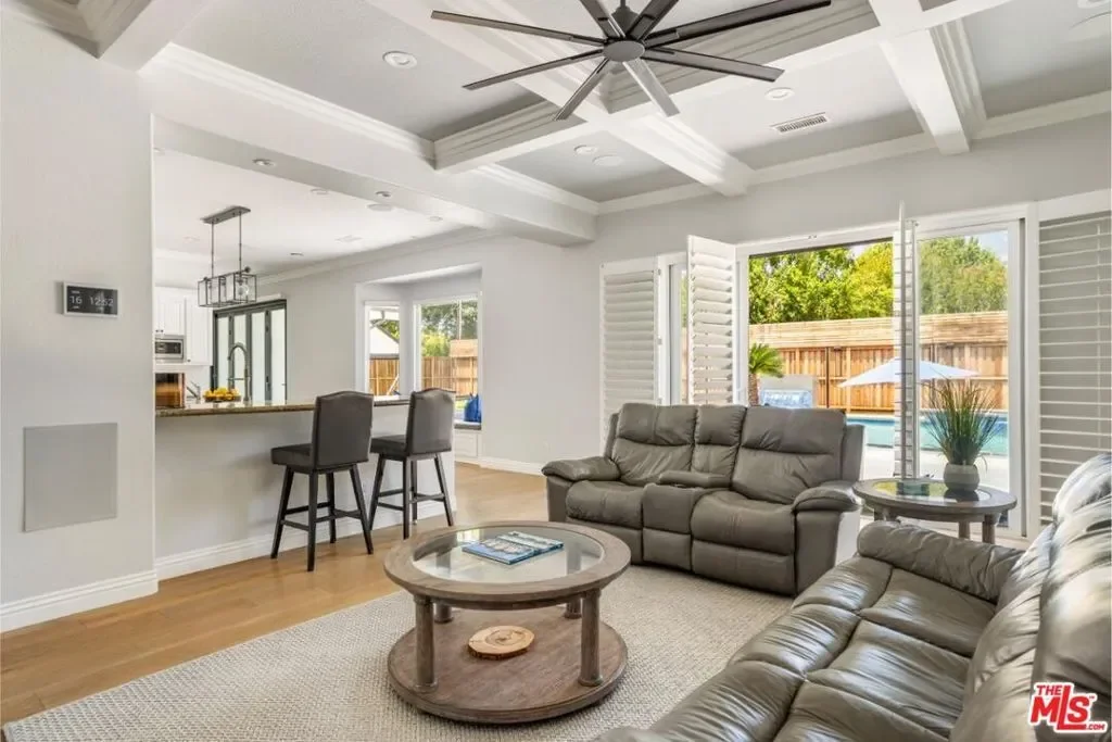 22623 Califa Street, Los Angeles, California, United States. - Photo 29