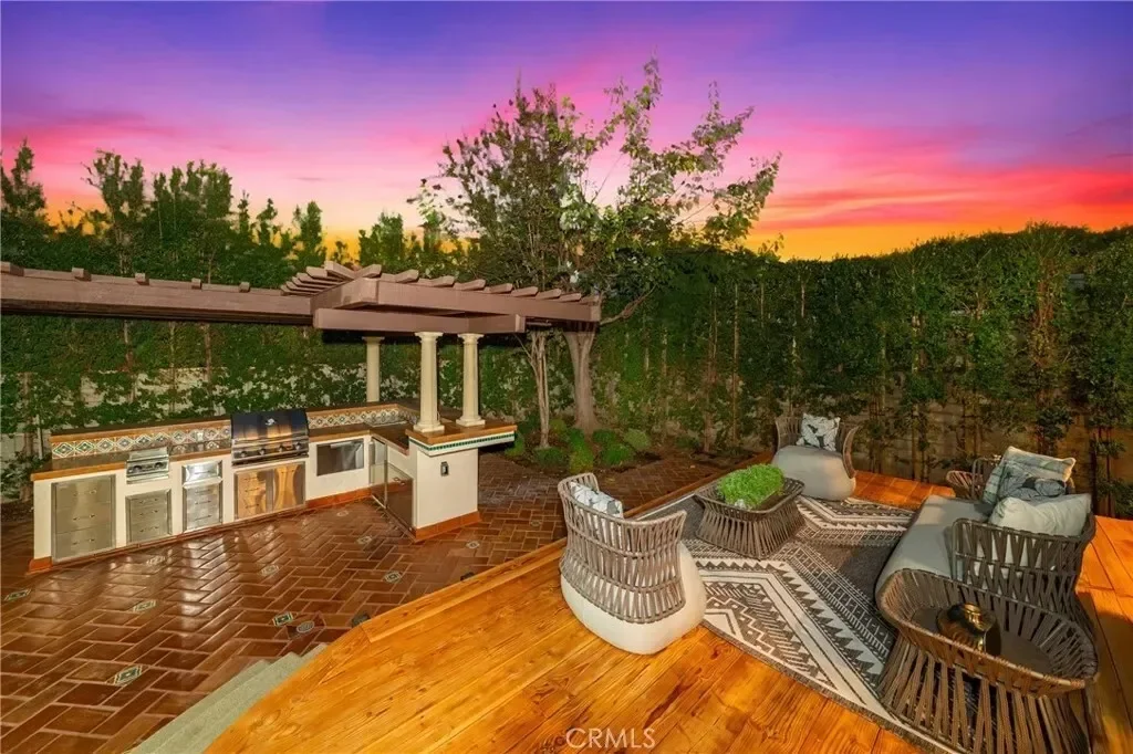 2460 Cumberland, San Marino, California, United States. - Photo 49