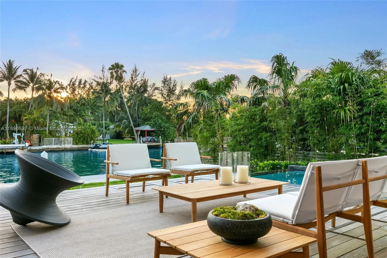 1081 W 48th St, Miami Beach, Florida, United States. - Photo 30