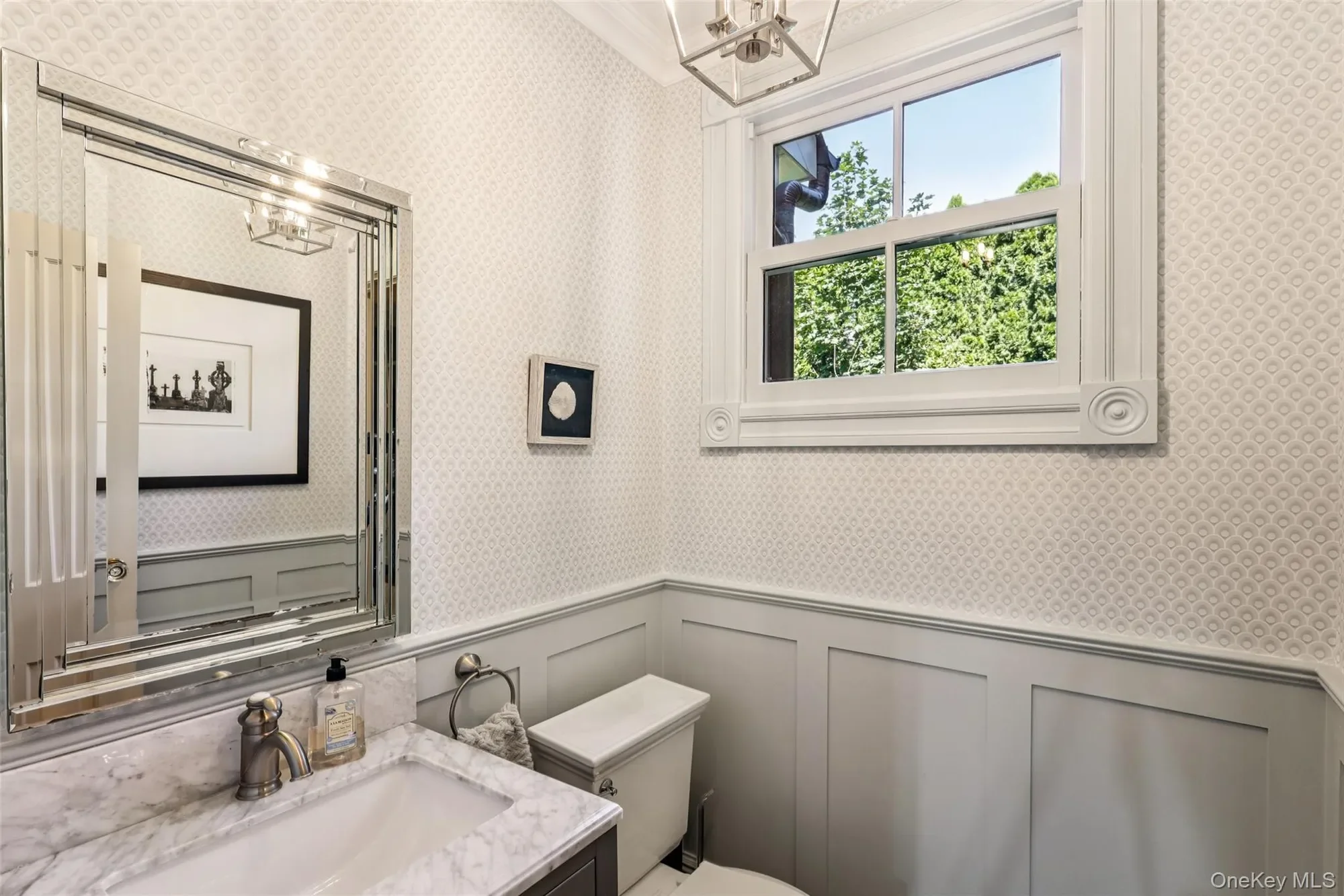 19 E Williston Avenue , East Williston, NY 11596, East Williston, New York, United States. - Photo 18