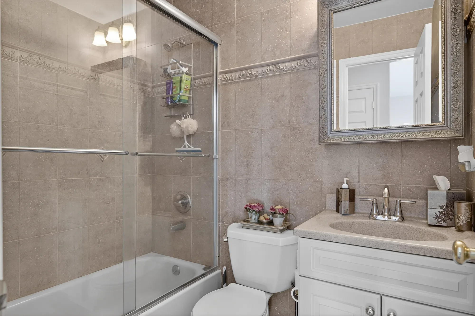 2501 Lancaster Street , East Meadow, NY 11554, East Meadow, New York, United States. - Photo 24