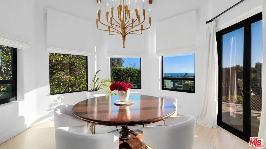 6110 Merritt Drive, Malibu, California, United States. - Photo 4
