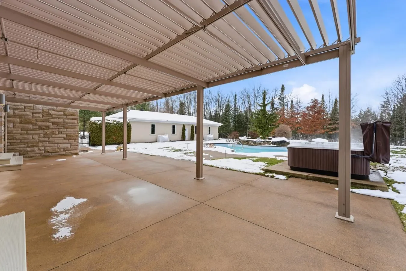 Gallery photo 10