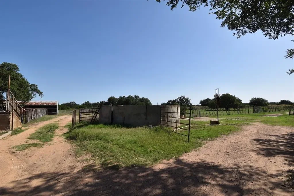 8228 US HWY 377, Rochelle, Texas, United States. - Photo 27