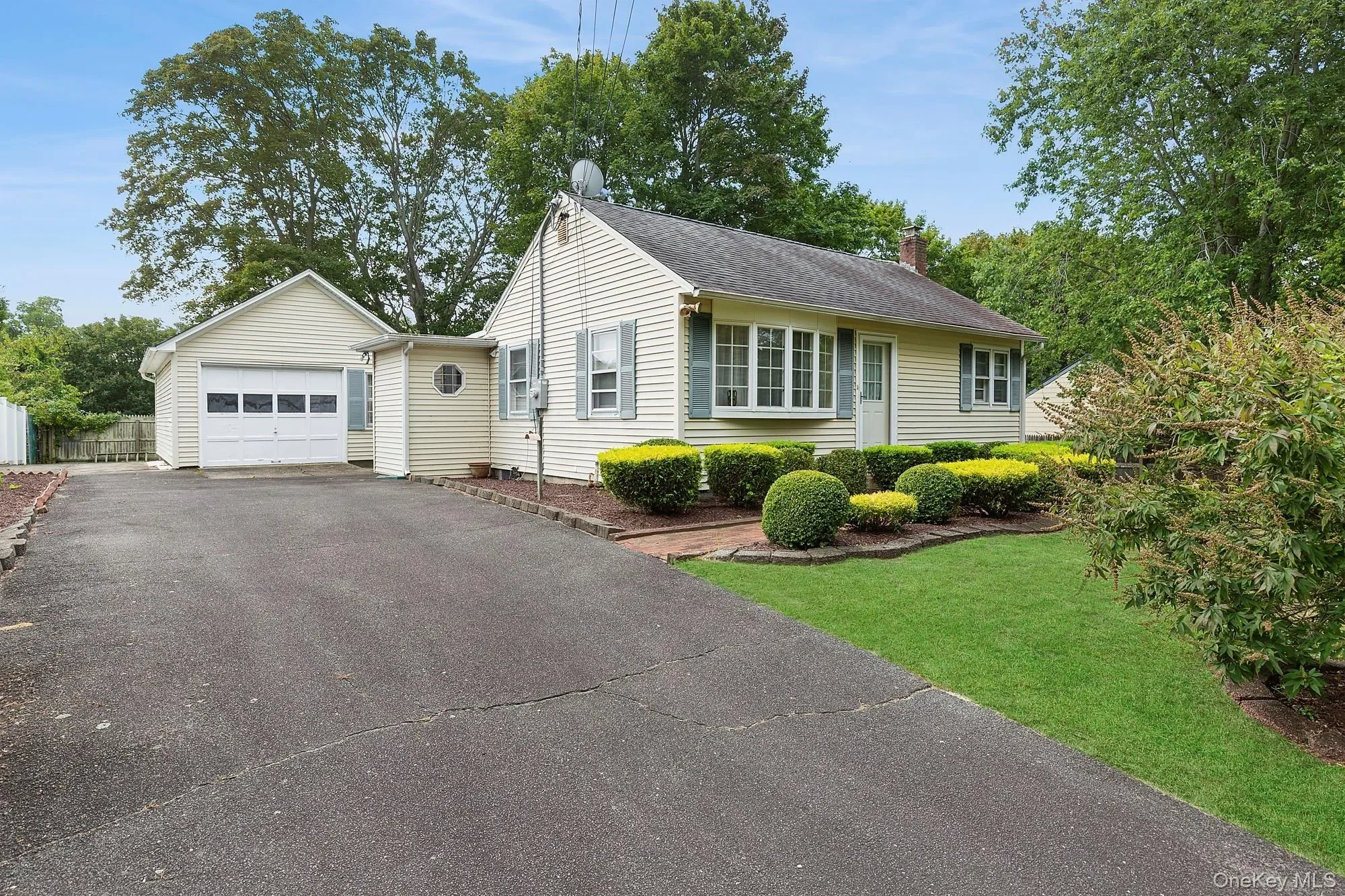 1645 Ruth Road, Peconic, New York, United States. - Photo 6