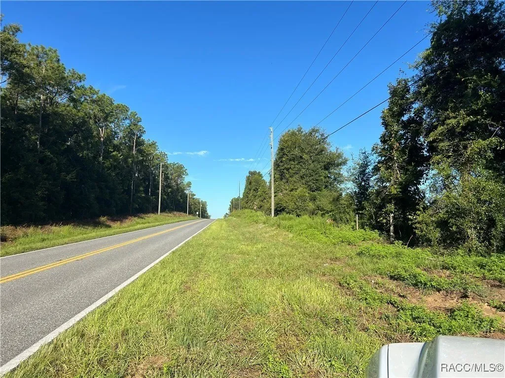 3261 E Stage Coach Trail, Inverness, FL 34452, Inverness, Florida, United States. - Photo 3