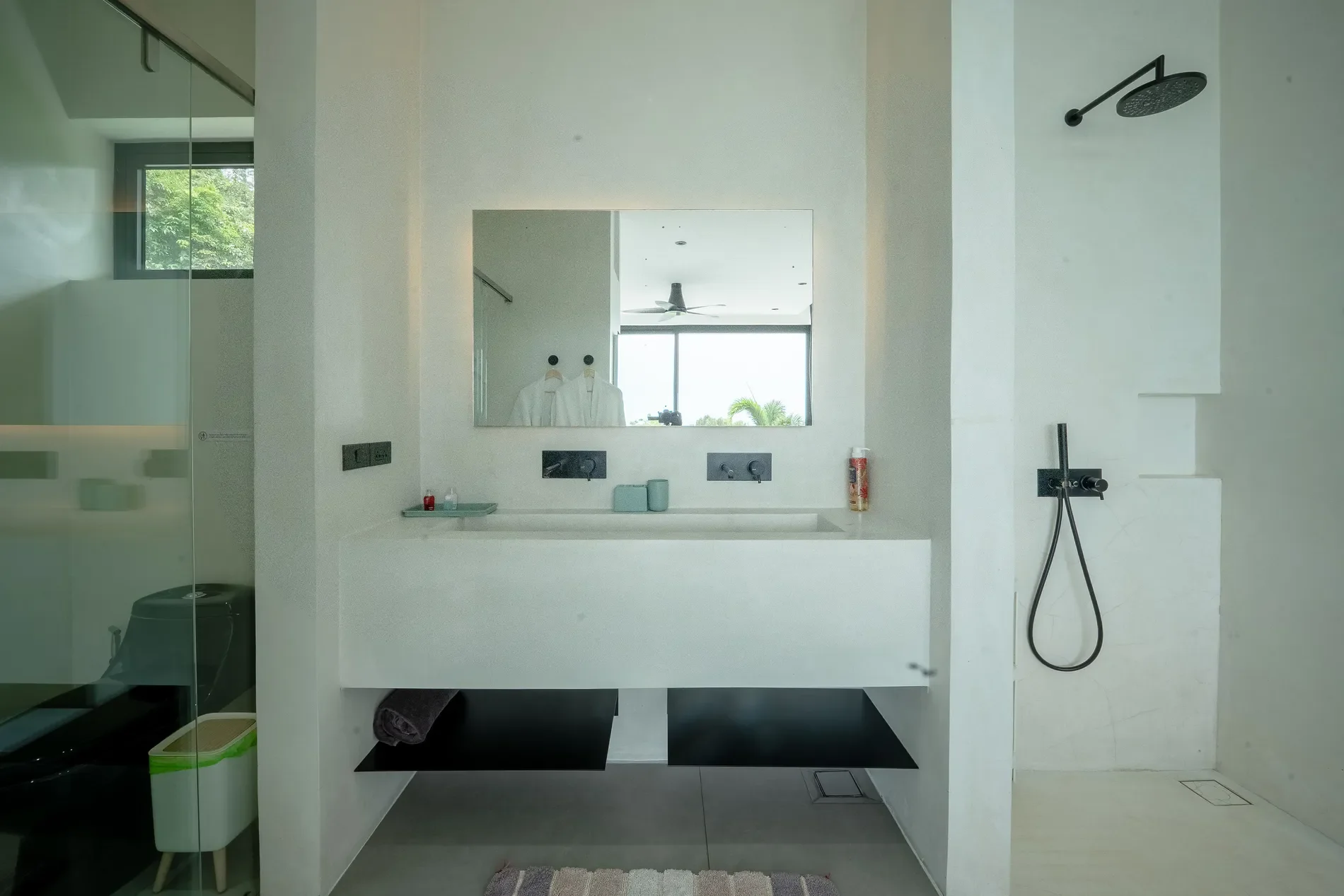 Gallery photo 8