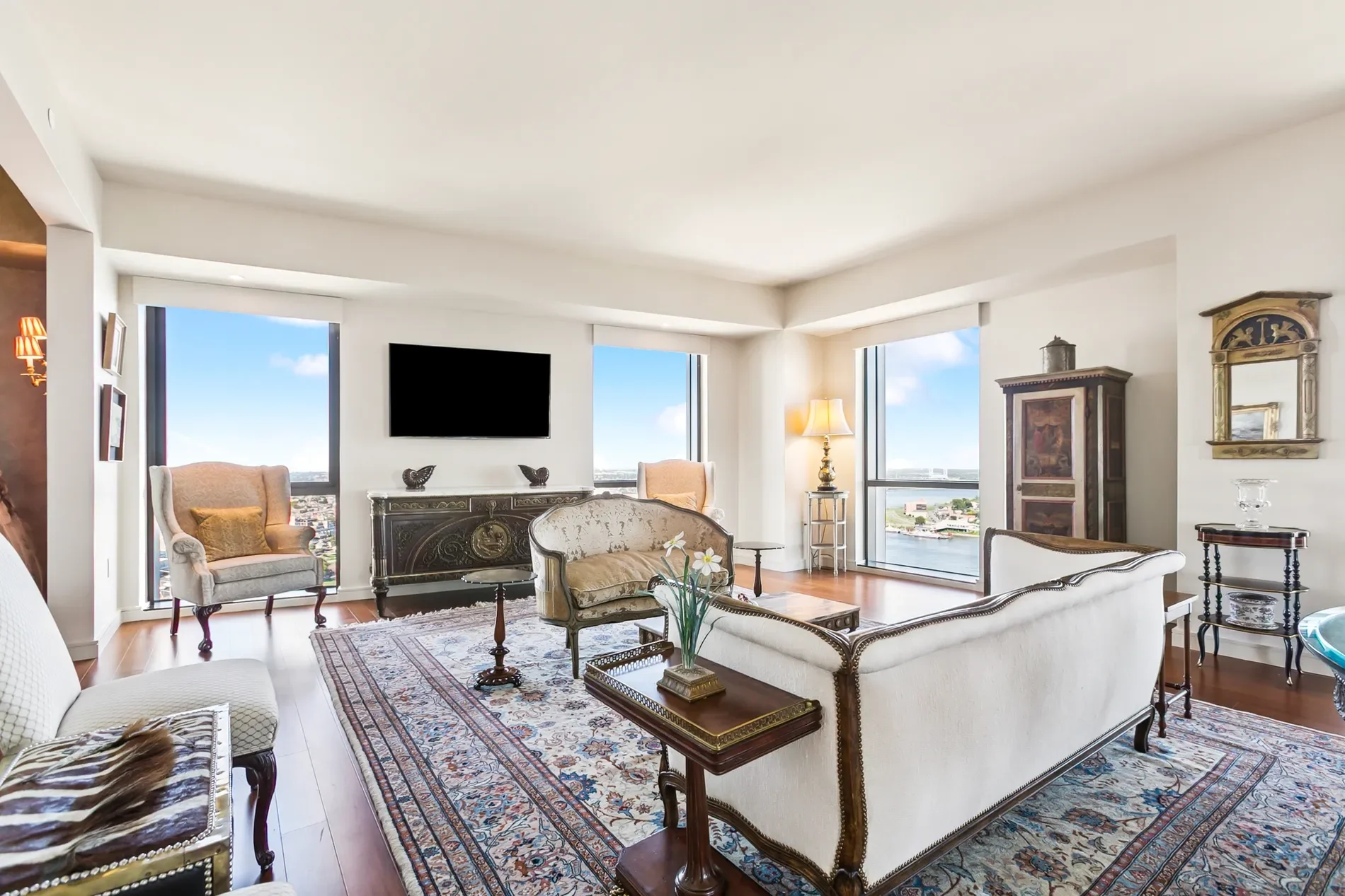2 Canal Street Unit#2505 , New Orleans, LA 70130, New Orleans, Louisiana, United States. - Photo 36