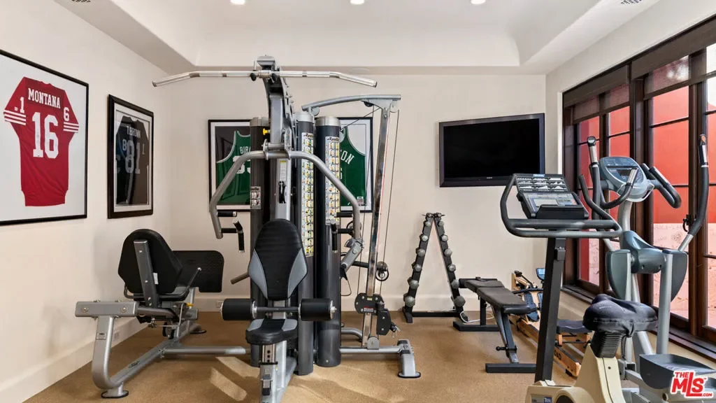 6093 Murphy Way, Malibu, California, United States. - Photo 43